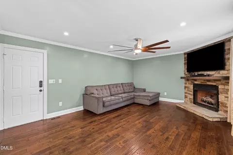 Living - 117 Belve Dr, Garner, NC 27529 photo 4 of 5