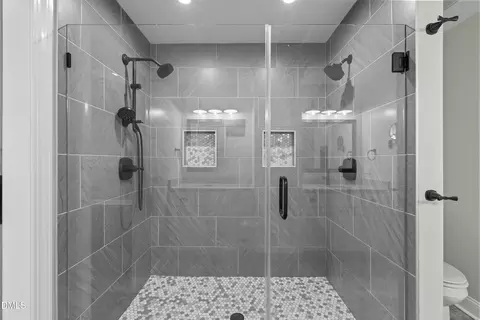 Bath - 117 Belve Dr, Garner, NC 27529 photo 6 of 6