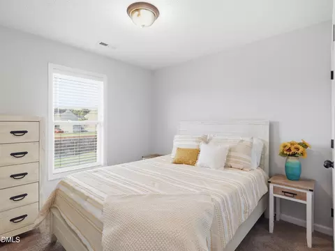 Bedroom - 707 Botanical Ct, Bunnlevel, NC 28323 photo 4 of 4