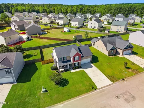 View/Area - 707 Botanical Ct, Bunnlevel, NC 28323 photo 6 of 7