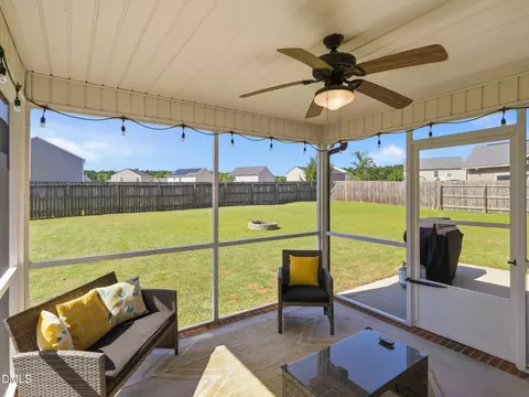 Exterior - 707 Botanical Ct, Bunnlevel, NC 28323 photo 5 of 8