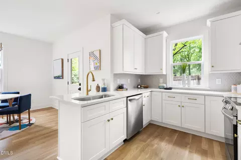 Kitchen - 407 Edward St # B, Durham, NC 27701 photo 1 of 4
