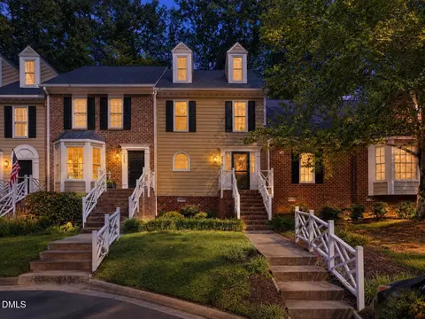 6707 Queen Annes Dr, Raleigh, NC 27613