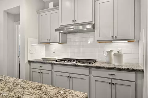 Kitchen - 906 Narrative Ln, Durham, NC 27703 photo 4 of 7