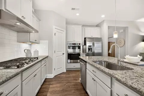 Kitchen - 906 Narrative Ln, Durham, NC 27703 photo 5 of 7