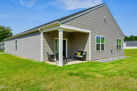 Exterior - 664 Starfall Rd, Graham, NC 27253 photo 3 of 5