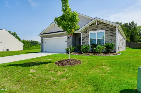 Exterior - 664 Starfall Rd, Graham, NC 27253 photo 2 of 5