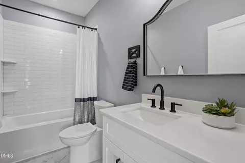 Bath - 625 Rand Rd, Garner, NC 27529 photo 4 of 9