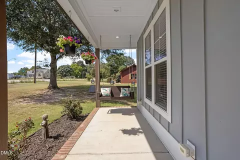 Exterior - 625 Rand Rd, Garner, NC 27529 photo 6 of 10