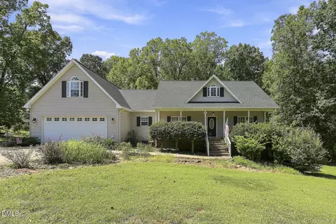 89 Cloverdale Dr, Pittsboro, NC 27312