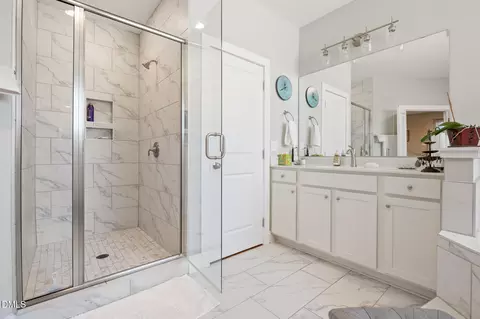 Bath - 7840 Buffalo Rd, Selma, NC 27576 photo 2 of 4