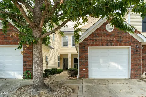 2641 Vega Ct, Raleigh, NC 27614