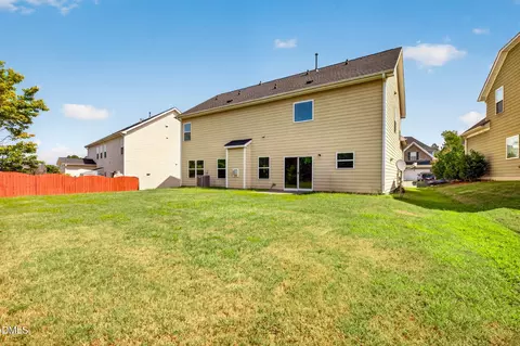 Exterior - 122 Windrush Ln, Durham, NC 27703 photo 8 of 8