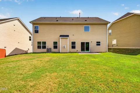 Exterior - 122 Windrush Ln, Durham, NC 27703 photo 6 of 8