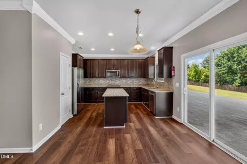 Kitchen - 122 Windrush Ln, Durham, NC 27703 photo 4 of 5