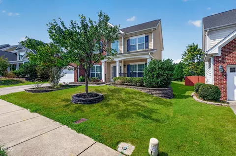 Exterior - 122 Windrush Ln, Durham, NC 27703 photo 2 of 8