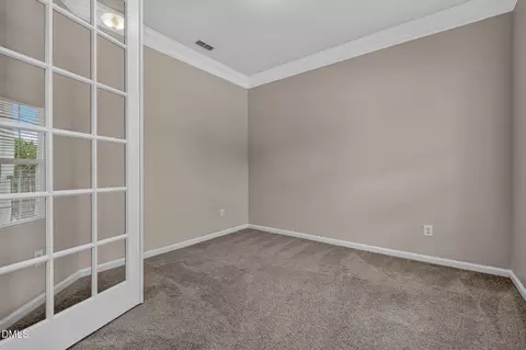 Entry Way - 122 Windrush Ln, Durham, NC 27703 photo 5 of 7
