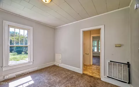Bedroom - 1077 Frazier Rd, Spring Hope, NC 27882 photo 4 of 6