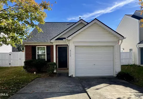 9112 Colony Village Ln, Raleigh, NC 27617