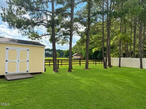 460 Botanical Ct, Bunnlevel, NC 28323 photo 7