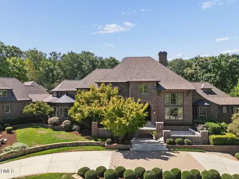 32520 Archdale Dr, Chapel Hill, NC 27517