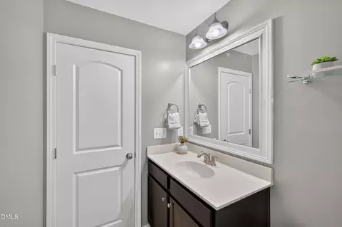 Bath - 504 Oak Forest View Ln, Wake Forest, NC 27587 photo 7 of 7