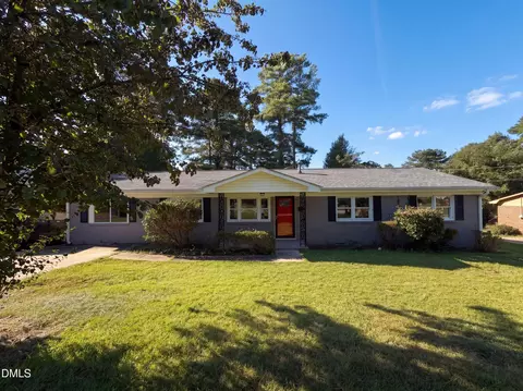 3111 Braddock Dr, Fayetteville, NC 28301