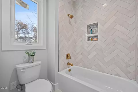 Bath - 1005 Phoenix Pl, Raleigh, NC 27610 photo 5 of 6