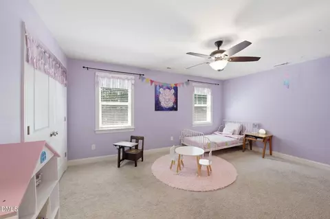 Bedroom - 180 Long Grass Dr, Smithfield, NC 27577 photo 4 of 9
