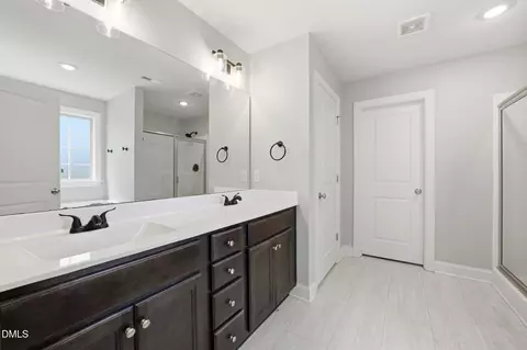 Bath - 180 Long Grass Dr, Smithfield, NC 27577 photo 1 of 3