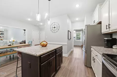 Entry Way - 180 Long Grass Dr, Smithfield, NC 27577 photo 3 of 4