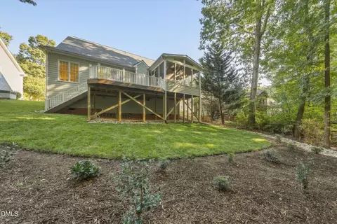 Exterior - 6401 Cedar Waters Dr, Raleigh, NC 27607 photo 6 of 11