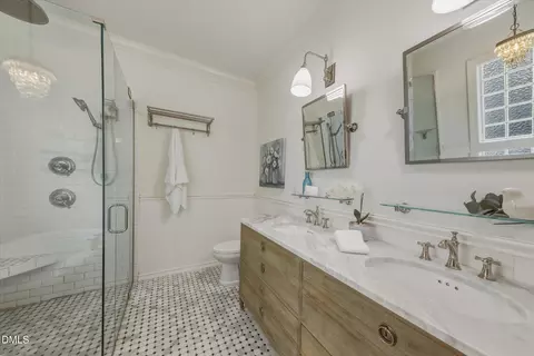 Bath - 6401 Cedar Waters Dr, Raleigh, NC 27607 photo 4 of 5