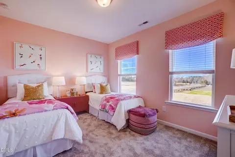 Bedroom - 90 Pink Geranium Dr, Benson, NC 27504 photo 2 of 3