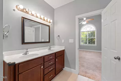 Bath - 2912 Lautenberg Ln, Willow Spring, NC 27592 photo 1 of 4