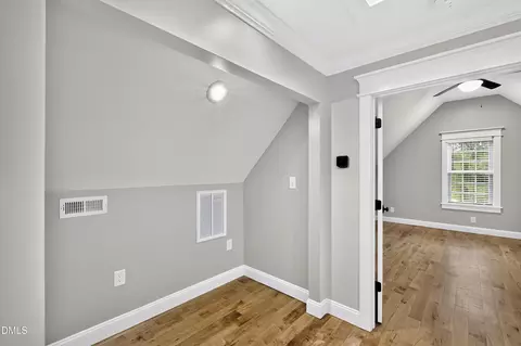 Entry Way - 12182 Camp Charles Rd, Bailey, NC 27807 photo 5 of 10