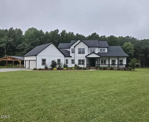 Exterior - 794 Cobb Rd, Benson, NC 27504 photo 4 of 4