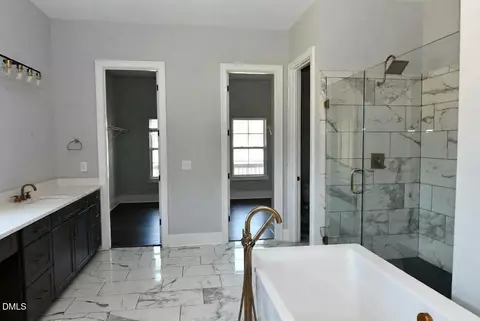 Bath - 794 Cobb Rd, Benson, NC 27504 photo 2 of 4