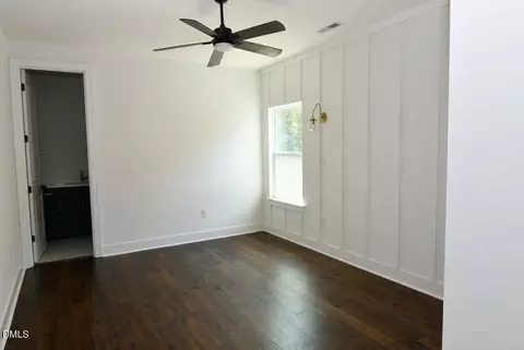 Bedroom - 794 Cobb Rd, Benson, NC 27504 photo 2 of 3