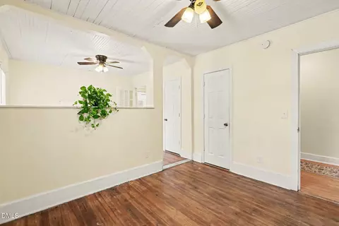 Entry Way - 431 Eugene St, Durham, NC 27701 photo 2 of 4
