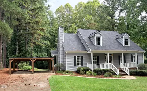 1702 Timberlane Dr, Nashville, NC 27856
