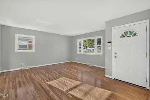 2202 Tuscaloosa St, Greensboro, NC 27401
