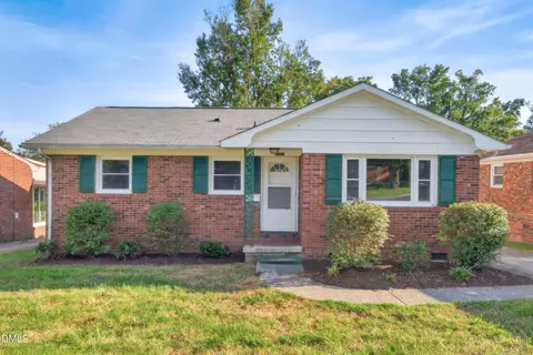 2202 Tuscaloosa St, Greensboro, NC 27401