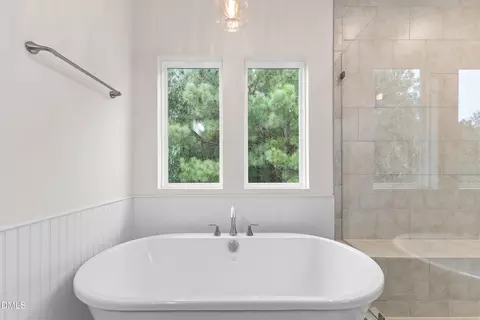 Bath - 714 Adeline Ct, Durham, NC 27713 photo 7 of 7