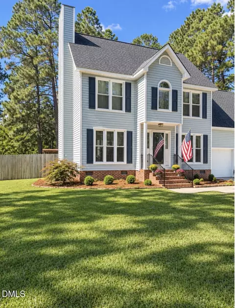 7799 Trappers Rd, Fayetteville, NC 28311