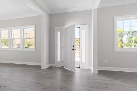Entry Way - 101 S Maple St, Durham, NC 27703 photo 1 of 2