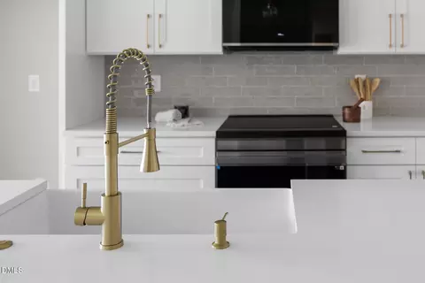 Kitchen - 101 S Maple St, Durham, NC 27703 photo 3 of 6