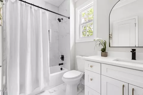 Bath - 101 S Maple St, Durham, NC 27703 photo 3 of 7