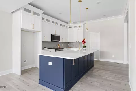 Kitchen - 101 S Maple St, Durham, NC 27703 photo 4 of 6