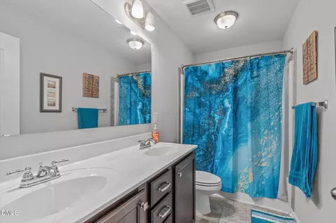Bath - 40 Heron Pt Way, Garner, NC 27529 photo 4 of 4
